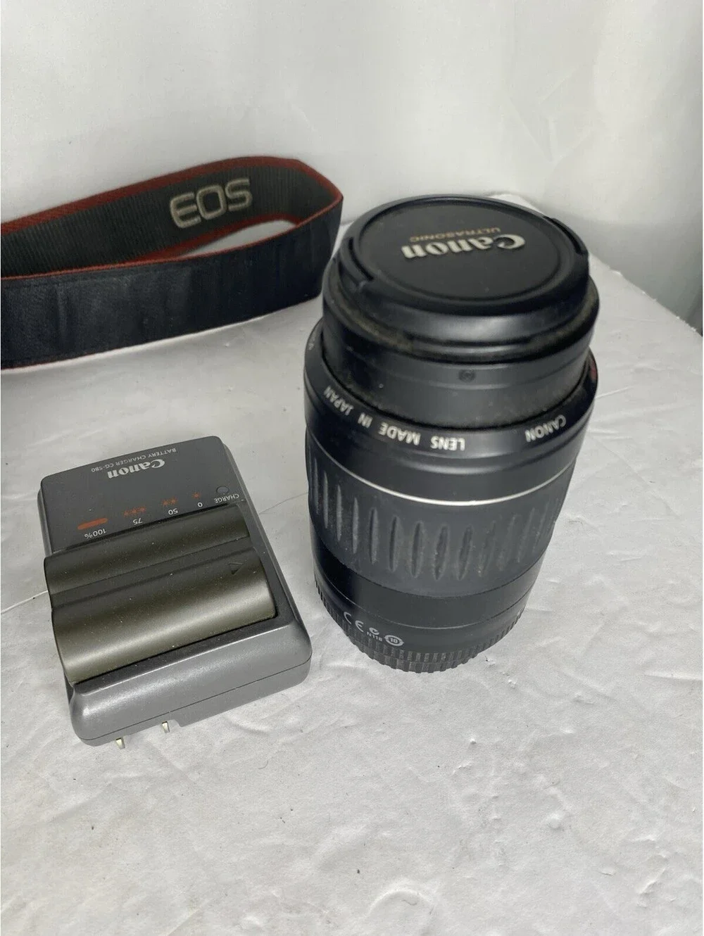 Canon EOS 40D Digital SLR Camera with 18-55mm Lens and Accessories